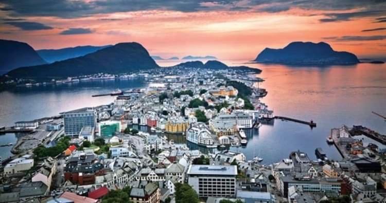 Апартаменты Koselig Garasjeloft! Langevag Экстерьер фото